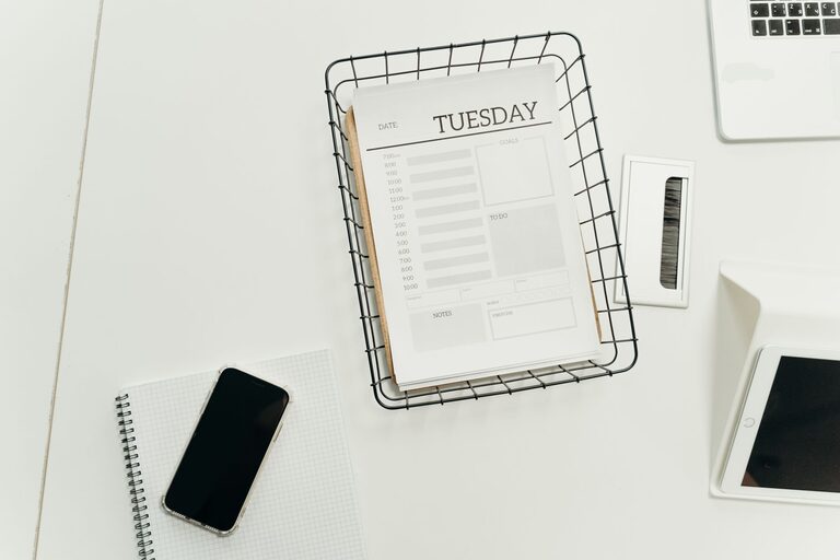 How to Keep Your Emails Under Control for a Stress-Free Inbox